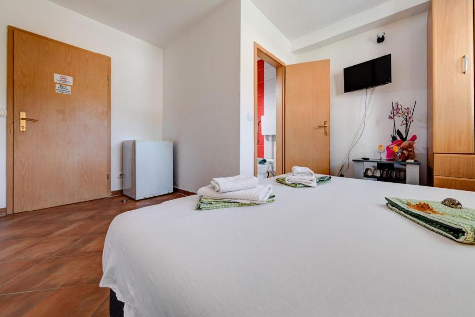Sunny Grapes Apartments Budva Habitación foto